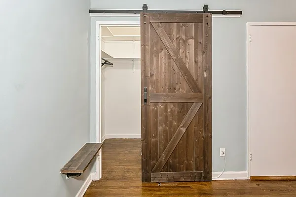 Sold by Jabour Realty Company | media 15