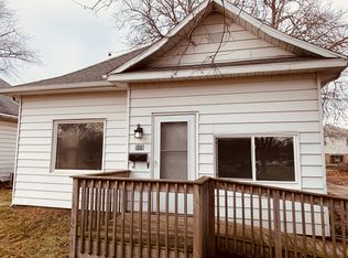 908 E University Ave, Urbana, IL 61802