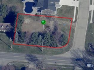 Brookridge Ave, Louisville, OH 44641
