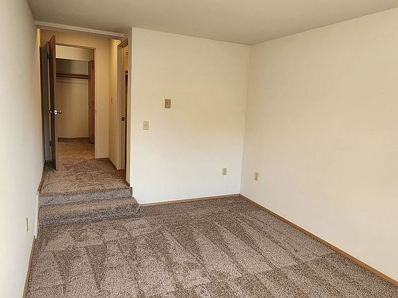 5th image of 510 4th Ave W #205