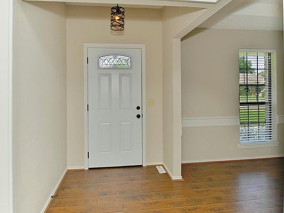 2nd image of 2316 Brownlee Blvd
