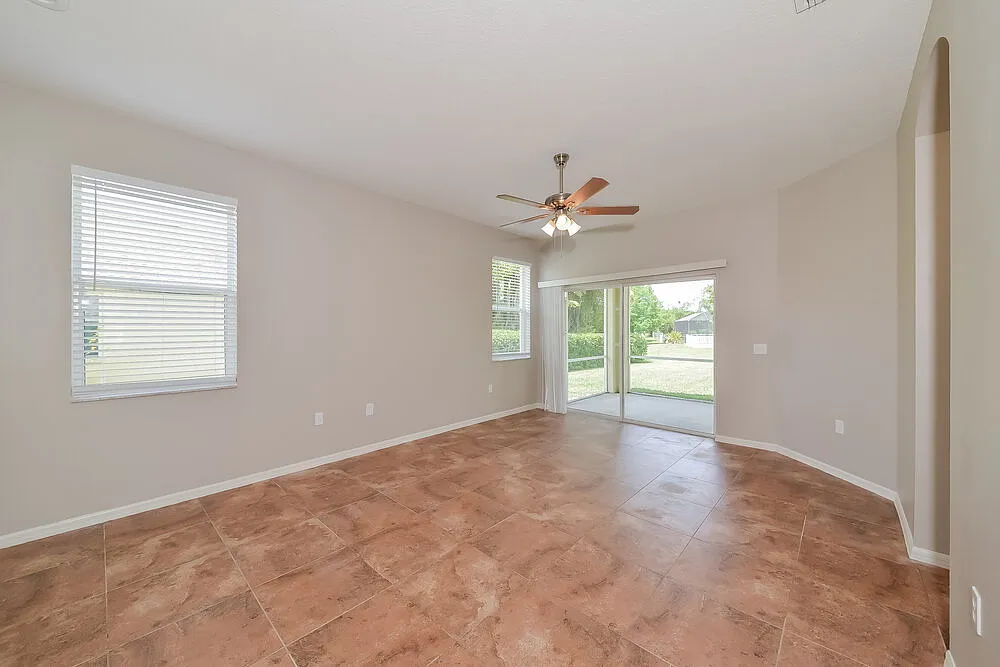 4 bed, 2.0 bath, 1736 sqft, $2,150 — Photo 4