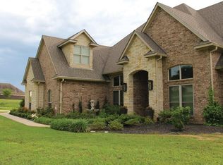 300 County Road 826, Nacogdoches, TX 75964