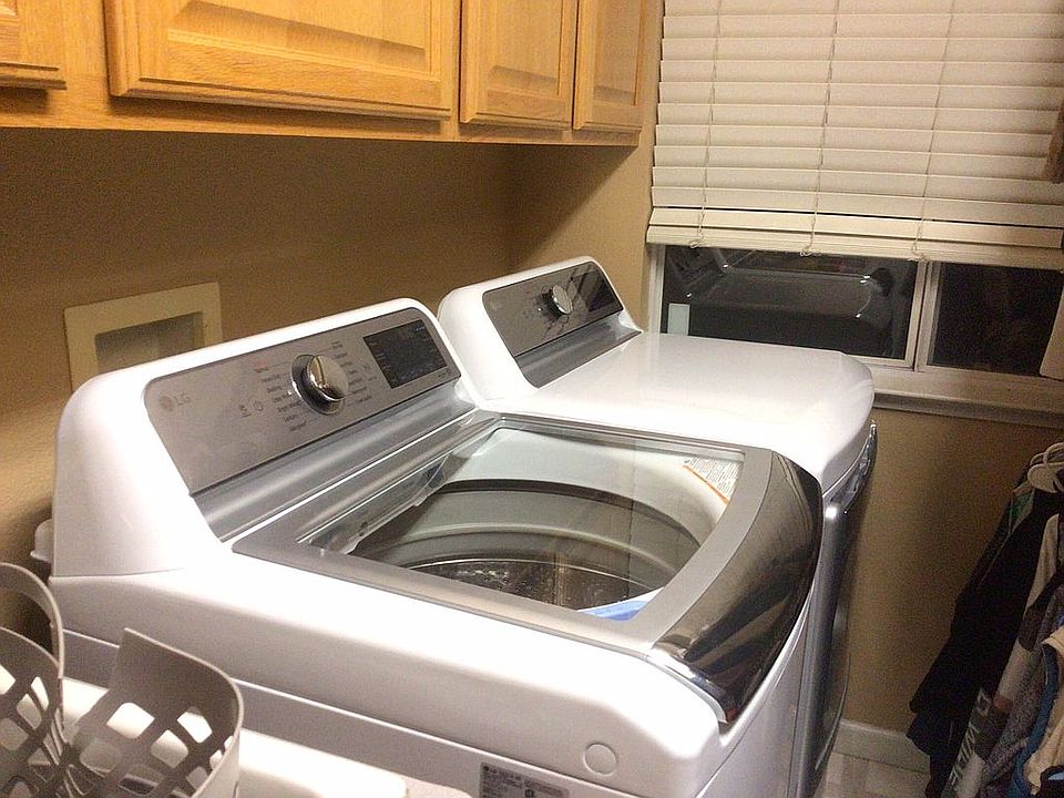 1st image of 3564 Meadowlands Ln