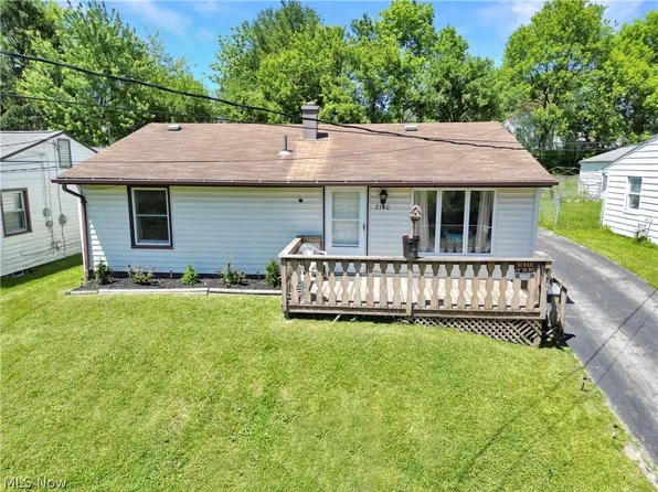 2340 Cherry Hill Ave, Youngstown, OH 44509