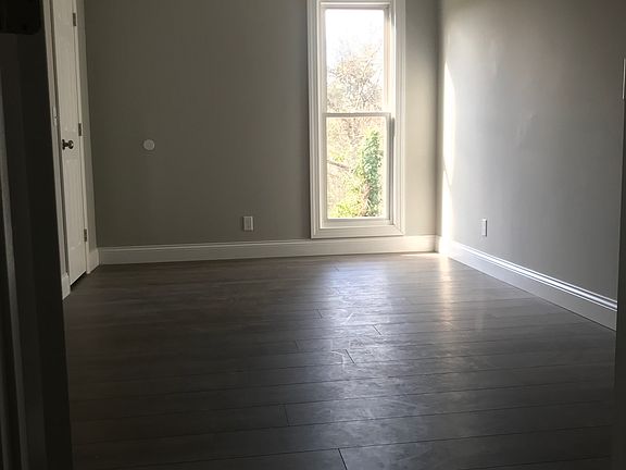 5th image of 148 Goodson Ave #A