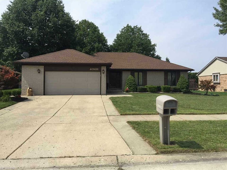 1st image of 40611 Woodside Dr