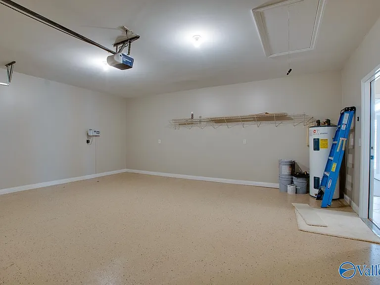 3017 Brunswick Cir SE — Photo 35