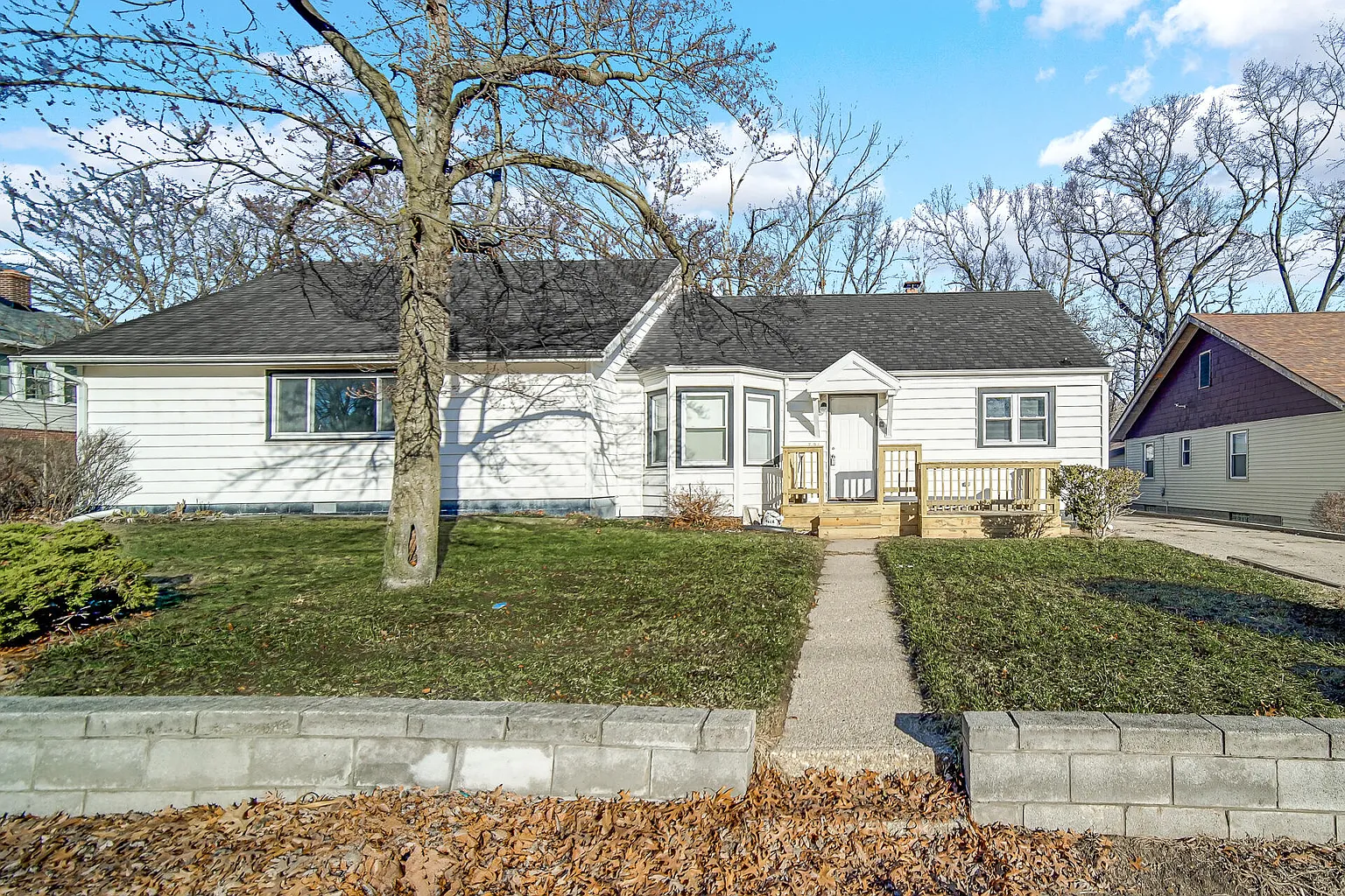 721 N Woodland Ave photo 1