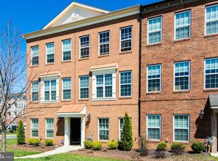 15423 Rosemont Manor Dr, Haymarket, VA 20169