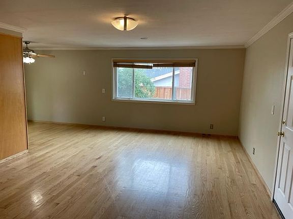 3rd image of 3162 Stimson Way