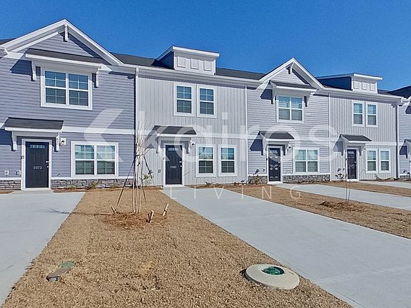 2nd image of 2083 Banyan Cir