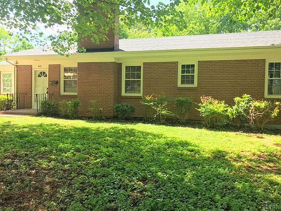 2nd image of 601 Hayes Dr