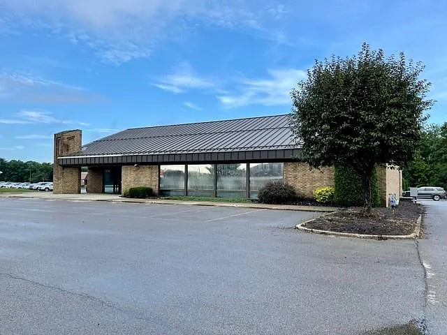 Studio, 9120 sqft, $10,640 — Photo 2