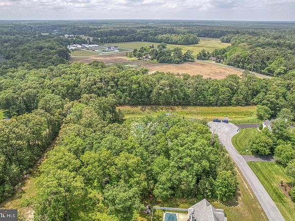 3rd image of 17907 Red Oak Dr