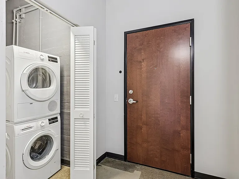 46-web-or-mls-1627 Penn Ave Unit 504-S2409-003