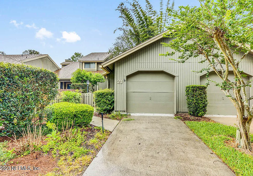 21 Turtleback Trl