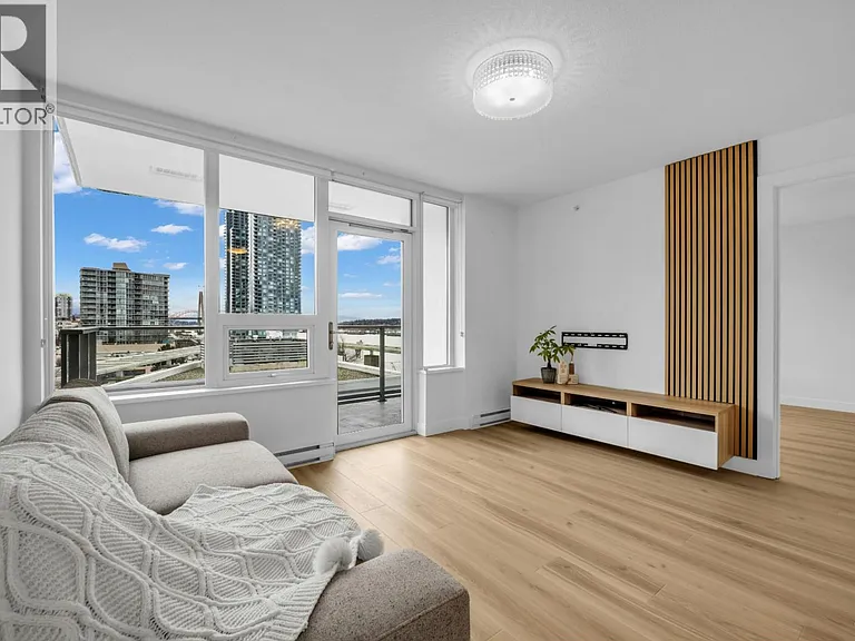 908 Quayside Dr — Photo 11