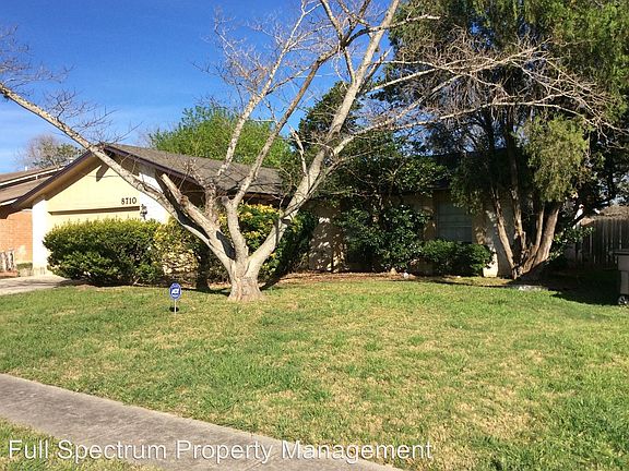 2nd image of 8710 Thatch Dr
