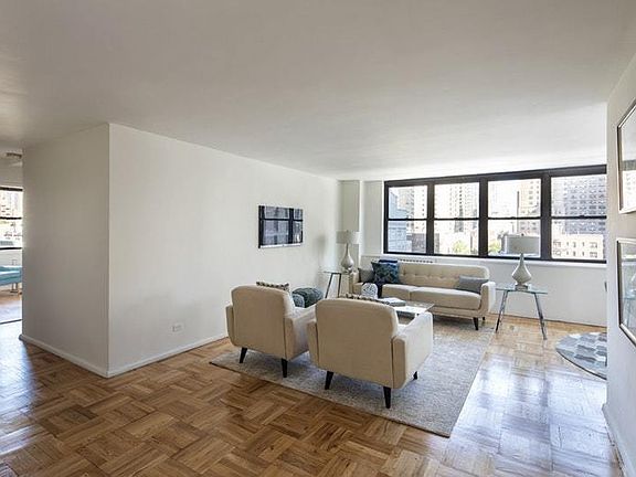 2nd image of 1523 2nd Ave #8N