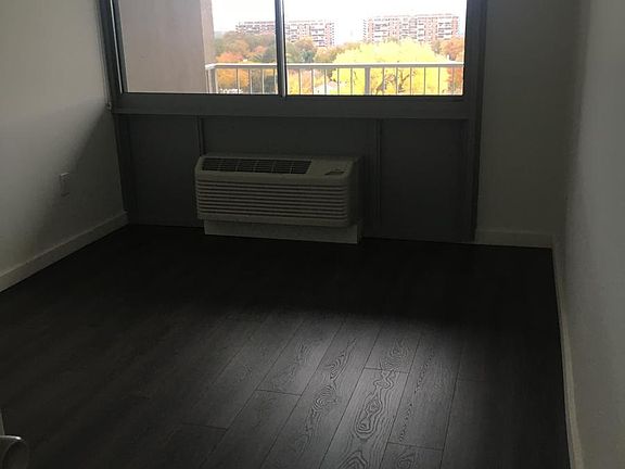 5th image of 1348 15th St #14M