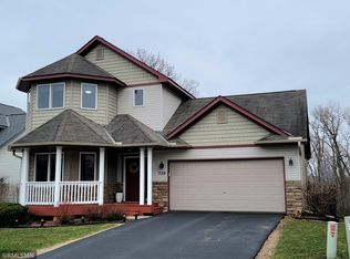 739 7th St, Chaska, MN 55318