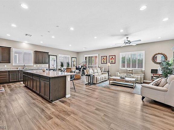 3rd image of 7060 Lakota Summit Ct