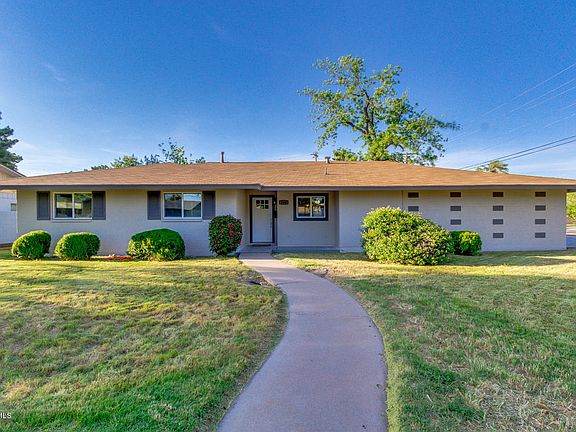 5th image of 344 E Palmcroft Dr