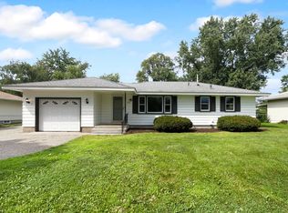 2016 Teton Trl N, Brooklyn Park, MN 55444