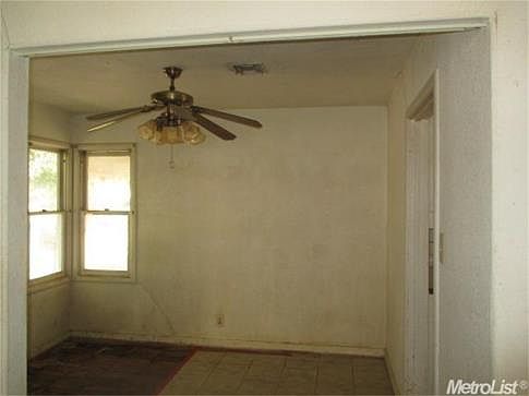 5th image of 1954 W Bristol Ave