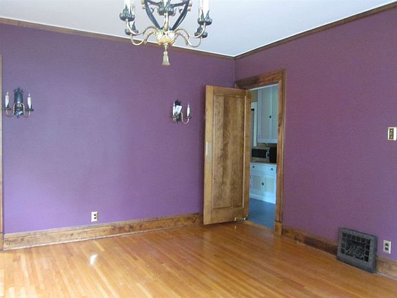 5th image of 2162 Ohio Blvd