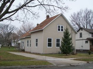 1274 Vanderbraak St, Green Bay, WI 54302