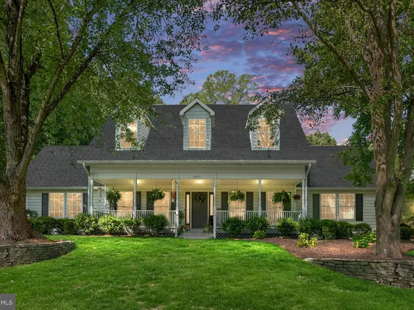 9819 Ramsay Dr, Fredericksburg, VA 22408
