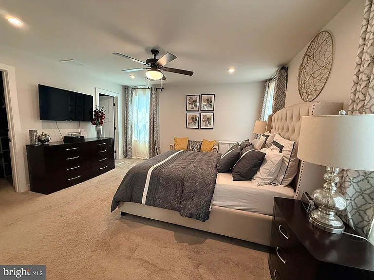 99 Weston Dr — Photo 19