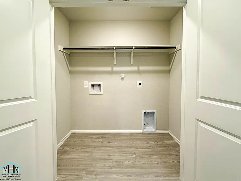 5606 Dewberry Run — Photo 9