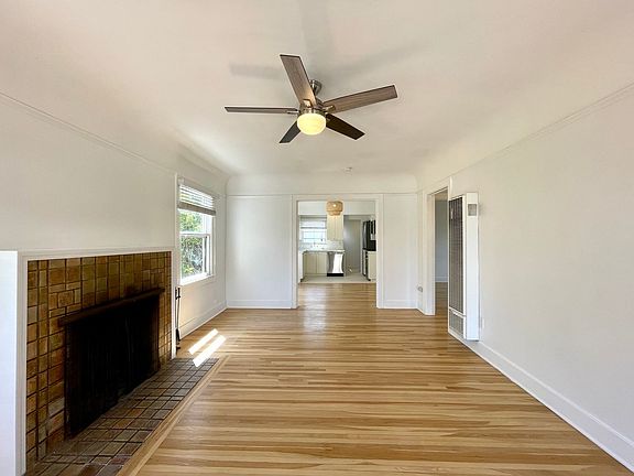 3rd image of 4030-4036 Randolph St #4034
