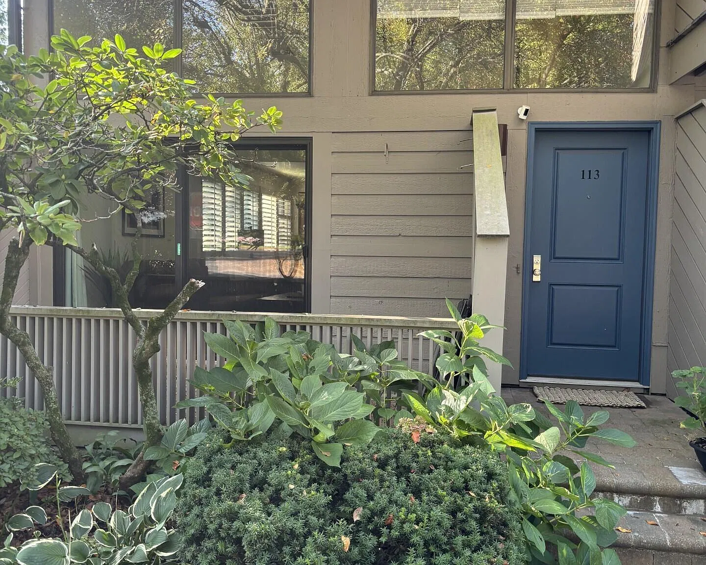 1 bed, 1.0 bath, 767 sqft, $3,000 — Photo 1