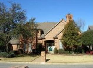 2703 Meadow Hill Ln, Arlington, TX 76006