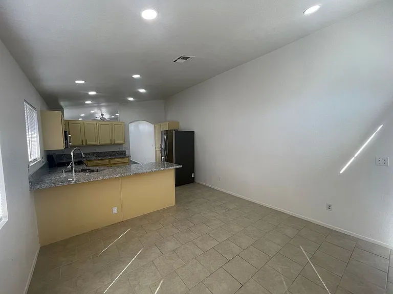 7117 Old Village Ave — Photo 8