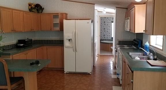 2nd image of 15323 NW 93rd St