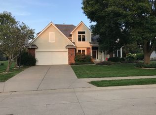 155 Norwood Dr, Council Bluffs, IA 51503
