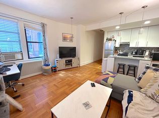 267 W 70th St APT 5C, New York, NY 10023