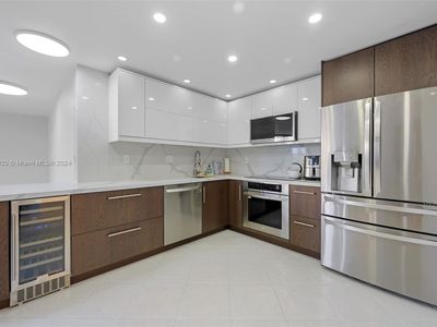 2750 NE 183rd St APT 606, Aventura, FL, 33160