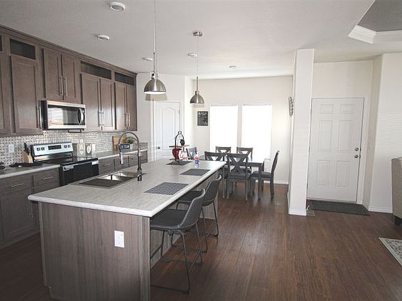 Kitchen, Door to Pantry Dining Area