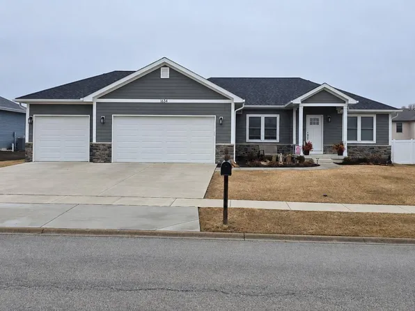 1658 Yorktown Dr, Bourbonnais, IL 60914