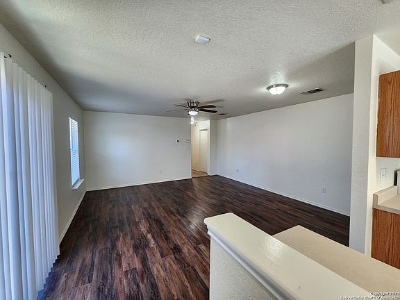 4th image of 3810 Krie Trail