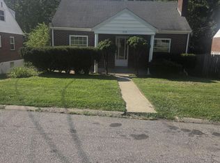 335 Riddle Pl, Newport, KY 41071