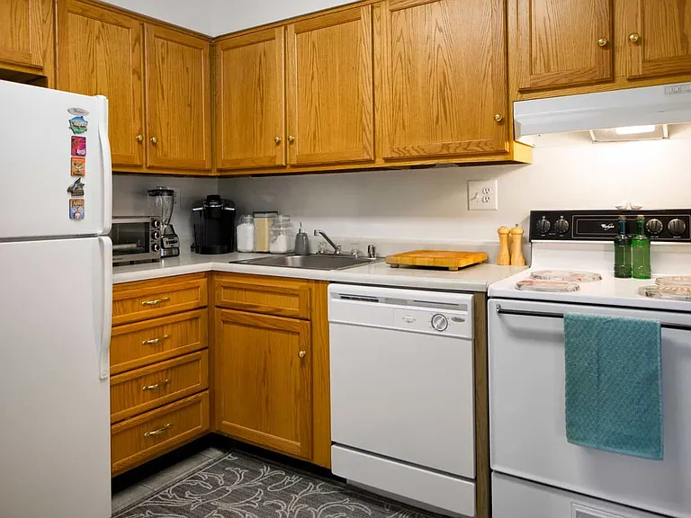 Apartments of Harborside Village — Photo 17