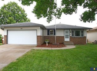 1615 Dodge St, Lincoln, NE 68521