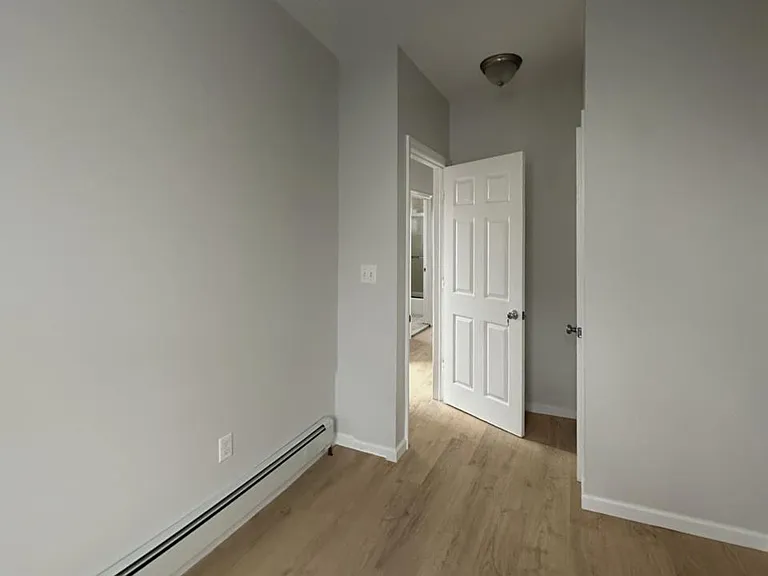 925 Marcy Ave #2 — Photo 2